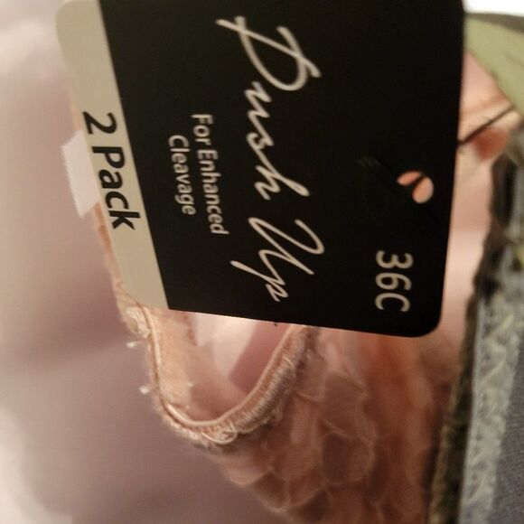 BRAND
NEW BLUXE 2 Pack Full Figure Convertible Bra - Picture 4 of 15